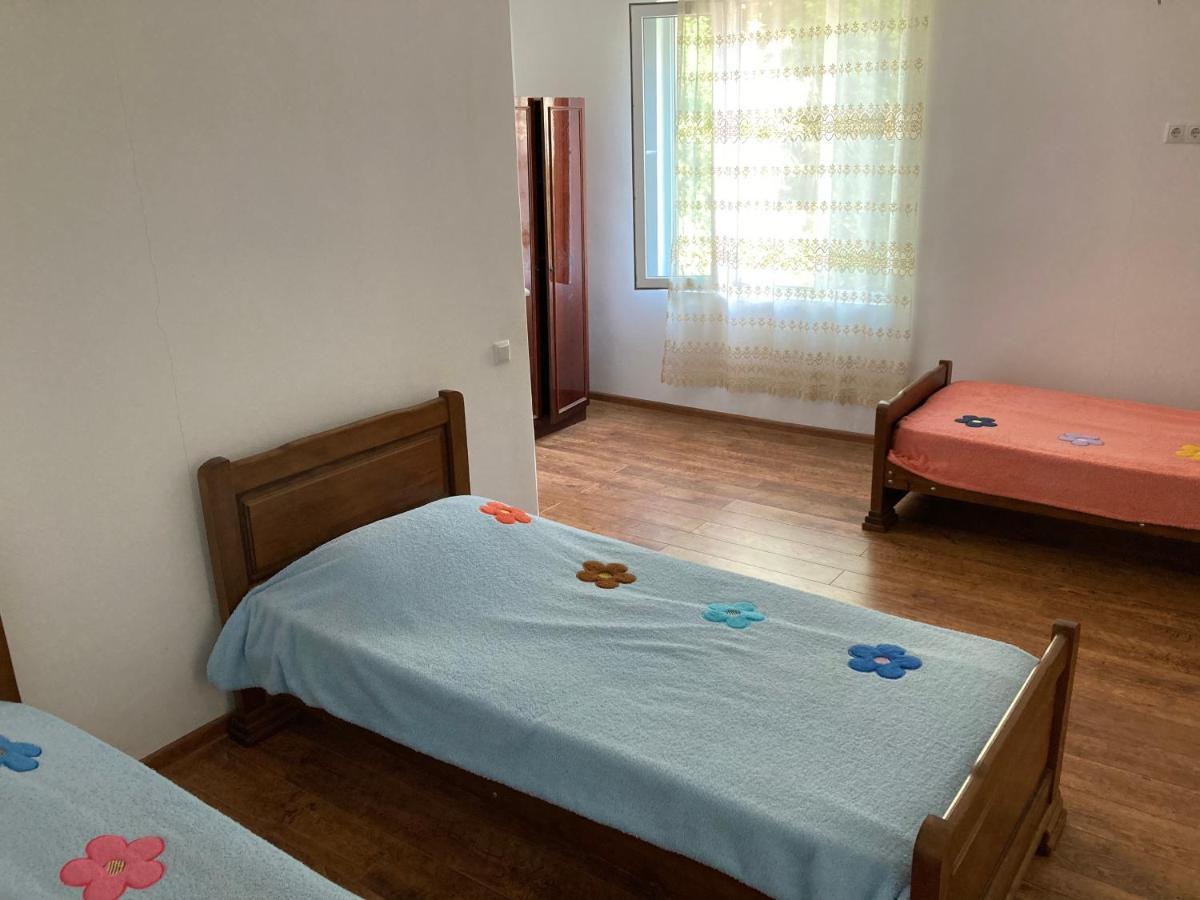 Guest House Maxim Makhinjauri Exterior photo