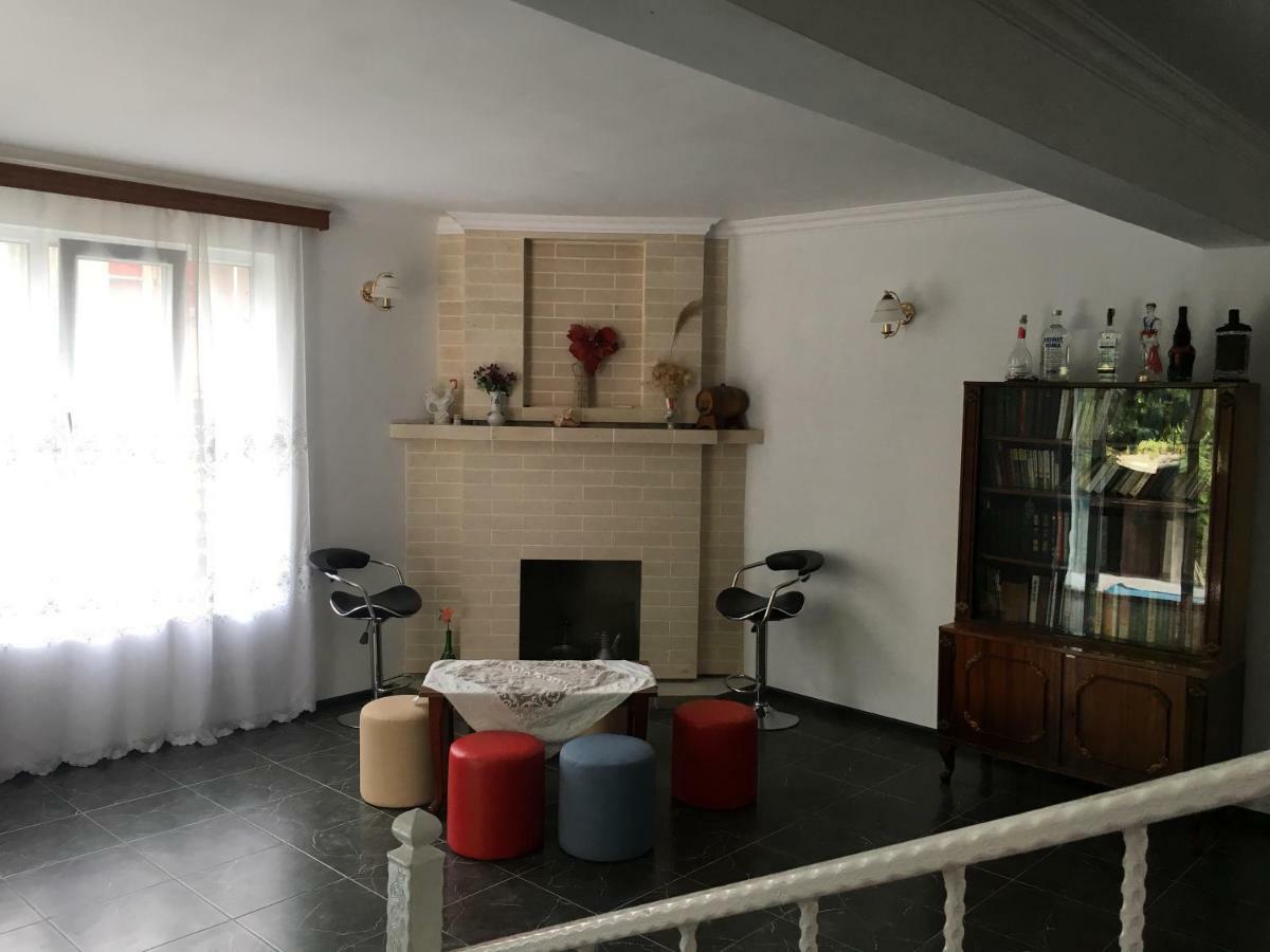 Guest House Maxim Makhinjauri Exterior photo